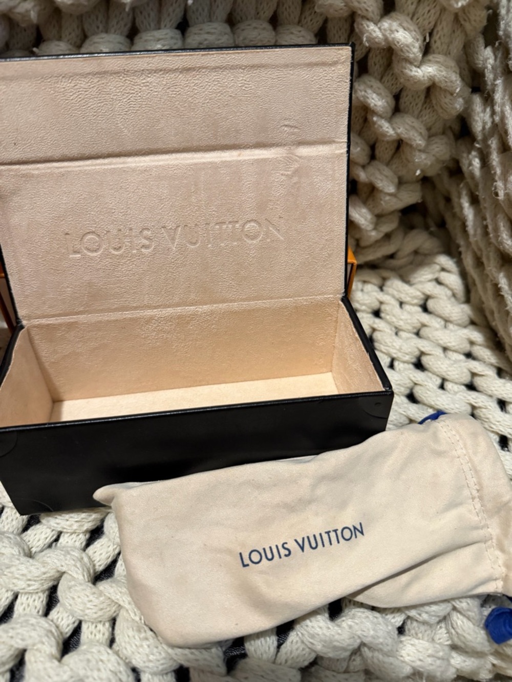 Louis Vuitton Black Cyclone Sunglasses - Picture 4 of 6